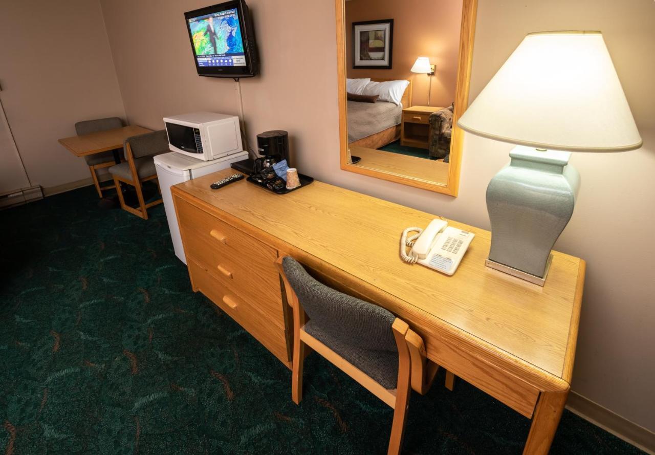 Keystone Motor Inn Brandon Buitenkant foto